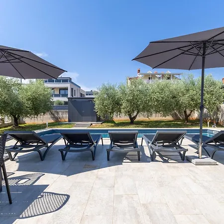 Casa Perla Filipac